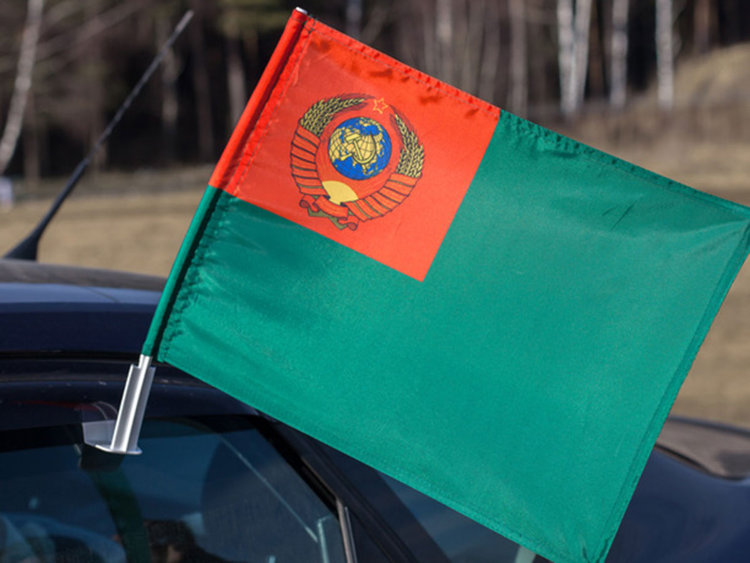 Флажки для автомобиля